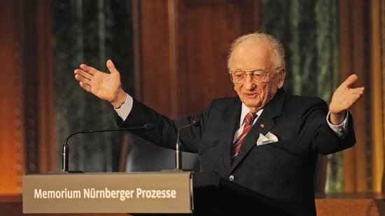 Der letzte noch lebende Ankläger der Nürnberger Prozesse gegen die NS-Kriegsverbrecher, Benjamin Ferencz, ist im Alter von 103 Jahren gestorben. Das sagte sein Sohn Donald Ferencz am Samstag der Nachrichtenagentur AFP. (Archivbild)