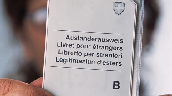 Zwei Frauen aus Afghanistan dürfen nicht ausgewiesen werden und erhalten in der Schweiz Asyl. (Archivbild)