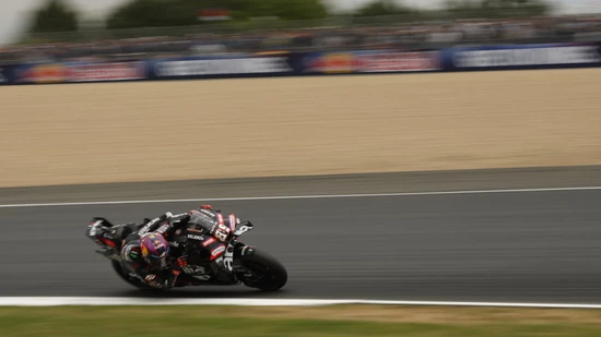Jorge Martin gewinnt in Le Mans nach dem Sprint auch das Hauptrennen