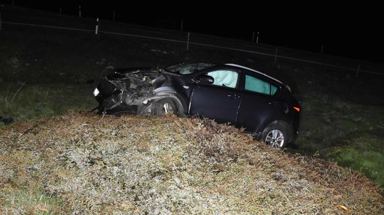 Beim Unfall zogen sich die Autoinsassen Verletzungen zu.