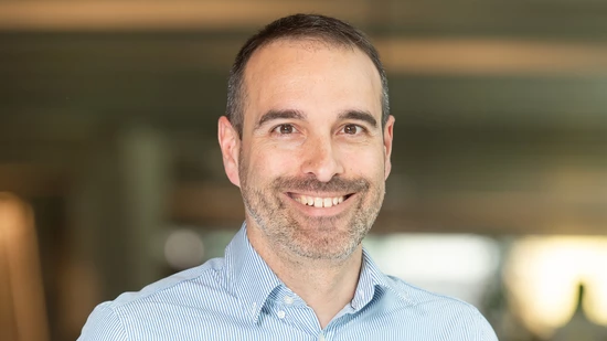 Stefan A. Schmid ist Leiter Wirtschaft.