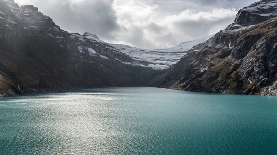 Er bleibt, wie er ist: Auf dem Limmernsee werden keine künstlichen Inseln für die Stromproduktion gebaut. 