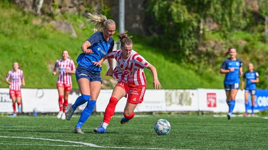 Kraftvoll: Der Frauenfussball in Norwegen ist im Vergleich zur Schweiz physisch anspruchsvoller, was Ardita Iseni (rechts) entgegenkommt.