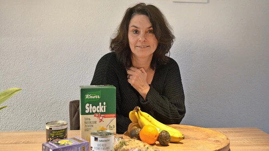 Sie verteilt Essen an 200 bedürftige Glarnerinnen und Glarner: Beatrix Künzli engagiert sich bei «Tischlein deck dich» und ist nominiert als «Glarnerin des Jahres 2023».
