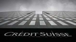 Die Credit Suisse schafft nach der jüngsten Leitzinserhöhung der SNB für Schweizer Privatkunden die Negativzinsen ab.(Archivbild)