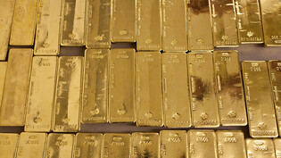 Der Goldpreis wird vor allem durch den starken Dollar belastet. (Symbolbild)