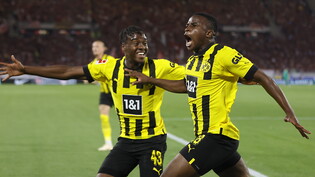 Youssoufa Moukoko und Jamie Bynoe-Gittens wendeten für Dortmund mit ihren Toren die Partie