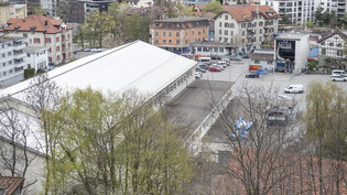 Messe inklusive Festival: Vom 16. bis 21. Mai gibt es neben Festzelt, Chilbi, Schiessbuden auf dem Areal der Brambrüeschbahn auch acht verschiede Konzerte.