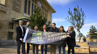 Lausanner Politiker aller politischer Richtungen äussern ihren Unmut über die Verzögerungen bei den Bauarbeiten am Bahnhof Lausanne.