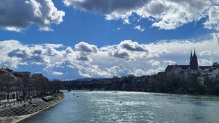 Wechselhafter März: Blick auf Basel am 26. März 2023.