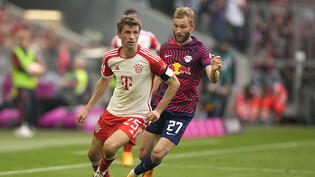 Thomas Müller und seine Bayern hatten eine Stunde lang das Geschehen gegen Konrad Laimers Leipziger gut im Griff