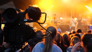 Radio Südostschweiz macht es möglich: Nicht nur gute Musik, sondern auch eine luxuriöse Behausung. 