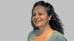 Vielseitig begabt: Vreni Schiesser ist Autorin des zweisprachigen Buches.