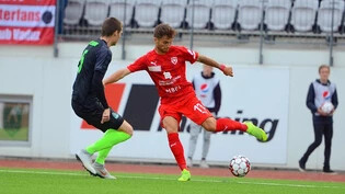 Spürt das Vertrauen des Trainers: Beim Hinspiel der Europa-League-Qualifikation in Island durfte Dominik Schwizer (rechts) beim FC Vaduz durchspielen.