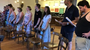 Willkommen im Supermarkt des Lebens: Einige Darsteller sind im Probelokal bereits am Üben für das neue Stück.Pressebild