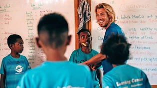 Glarner des Jahres: Entwicklungshelfer Jonas Müller freut sich über die Auszeichnung.