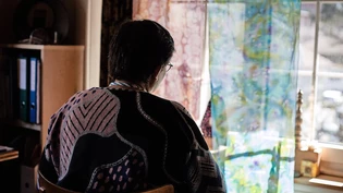 Vom Alltag oft überfordert: Monika Gerber * leidet unter schweren Depressionen.Bild Sasi Subramaniam