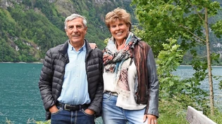 Das Klöntal bleibt ihr Zuhause: Hans-Peter und Anni Freuler freuen sich auf mehr Zeit im Ferienhaus.