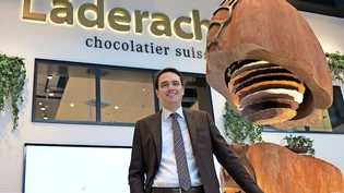 Bereit für die Kunden: In Bilten gibt es einen neuen Fabrikladen, der so gar nicht nach Fabrik aussieht.