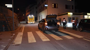 Hier vor dem Volg in Trin Dorf ist es zum Unfall gekommen.