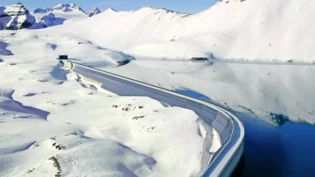 Alpines Solarkraftwerk auf über 2000 Metern über Meer: an der Muttsee-Staumauer sollen im Sommer 5000 Solar-Panels montiert werden.