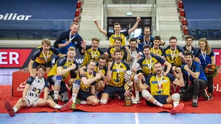 Ein historischer Sieg: Die Volleyballer des TSV Jona sind Cupsieger 2021 – es ist der erste Titel der Klubgeschichte.