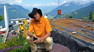 Zwei Jahre nach dem Flammeninferno: Schon Ende Jahr soll laut Christian Drescher (Bild) das «Stockhaus» im Rohbau fertig sein. Voraussetzung ist, dass der Winter keinen Strich durch die Rechnung macht.