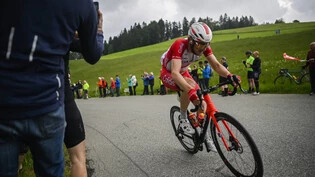 Auf der Flucht: Tom Bohli fährt auf der Tour-de-Suisse-Etappe durch seine Heimat vorne weg.