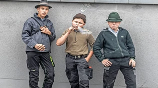 In diesem Jahr fotografierte ich neben den rauchenden Appenzeller Kindern auch rauchende Erwachsene. Letztere boten aber mir Geld für ein Porträt.