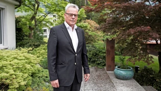 Das Wirken in der Öffentlichkeit sollen jüngere Generationen übernehmen: Peter Landolt hat sich dieses Jahr aus der Politik zurückgezogen. Nachdem er vier Jahrzehnte lang die Glarner Politiklandschaft mitprägte.