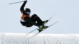 Geduld ist gefragt: Andri Ragettli muss auf die Wettkämpfe auf dem Stubaier Gletscher verzichten.
