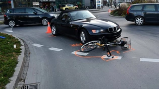 Angefahren und gestürzt: Im Kreisel Quader-/Masanserstrasse kam es am Samstagnachmittag zu einer Auffahrkollision.