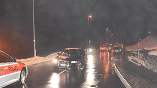 Dem Unfallverursacher wurde gemäss Mitteilung der Polizei der Führerschein abgenommen.