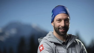Kritischer Blick: Biathlet Serafin Wiestner muss über die Bücher. 