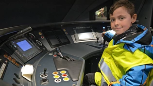 Träumt vom Beruf des Lokführers: Tobias Rhyner ist ein grosser Fan der SOB-Bergzüge.