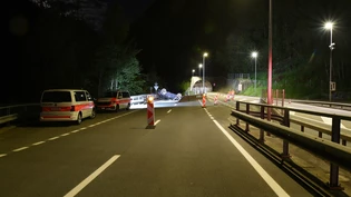 Verunfallt bei Nacht: Um 1 Uhr verletzt sich bei Rongellen ein 82-jähriger Autolenker.