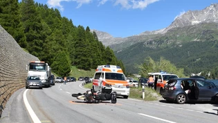 Unfallort: Der Töfffahrer stürzte und musste zur Kontrolle ins Spital gebracht werden.