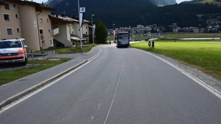 Ausgang der Ortschaft Surej: Hier kollidierte der Bus mit der 49-jährigen Velofahrerin.
