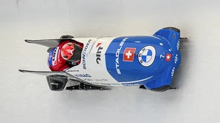 Michael Vogt und Sandro Michel rasen der Silbermedaille entgegen. (Archivaufnahme)