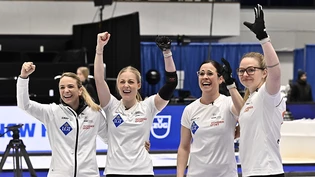Silvana Tirinzoni, Briar Schwaller-Hürlimann, Carole Howald und Alina Pätz (v.l.n.r)