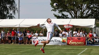 Zum Höhenflug ansetzen: Die Schweizer U21 Nationalmannschaft will an der Heim-EM in Jona den Sprung in den Final schaffen.