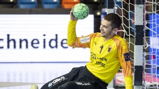 Der österreichische Handball-Goalie Kristian Pilipovic entschied mit 18 Paraden den Spitzenkampf in Kriens zu Gunsten der Kadetten Schaffhausen