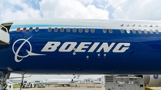 Eine Boeing-Website, über die der US-Flugzeugbauer unter anderem Ersatzteile verkauft, ist am Donnerstag nach einer Online-Attacke offline gegangen. Boeing teilte im Text auf der Seite mit, es habe einen "Cyber-Vorfall" in dem Geschäftsbereich gegeben. …