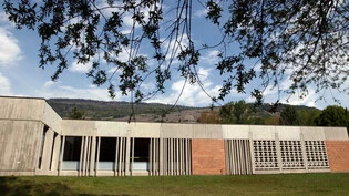 Blick auf das geschlossene Erziehungszentrum für Jugendliche in Granges im Kanton Wallis. (Archivbild)