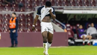 Quo vadis, FC Zürich? Damienus Reversen, nach der jüngsten Niederlage bei Servette mit hängendem Kopf, ist einer von nur drei Spielern, die am 1. und am 29. Spieltag zur FCZ-Startelf gehörten