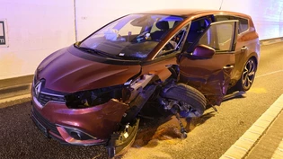 Das ist das Auto der leicht verletzten Person.