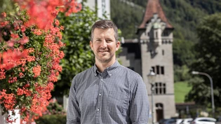 Neue Fachstelle, neues Gesicht: Philipp Egli gestaltet als Leiter von Smart City die Zukunft von Glarus mit und treibt die Digitalisierung voran.