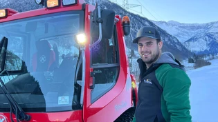 Unterwegs mit dem neu angeschafften Occasionsfahrzeug: Fabian Freitag präpariert im dritten Winter …