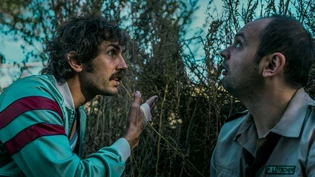 Ein Serienhit aus dem Wallis: In der Krimikomödie «Tschugger» will das Polizistenduo Bax (David Constantin) und Pirmin (Dragan Vujic) lokale Drogendealer zur Strecke bringen.  