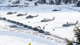 Der Helikopter-Landeplatz am WEF: Dieses Bild aus dem Jahr 2020 und zeigt die Ankunft des damaligen US-Präsidenten Donald Trump, der zwei Mal am WEF teilgenommen hatte.